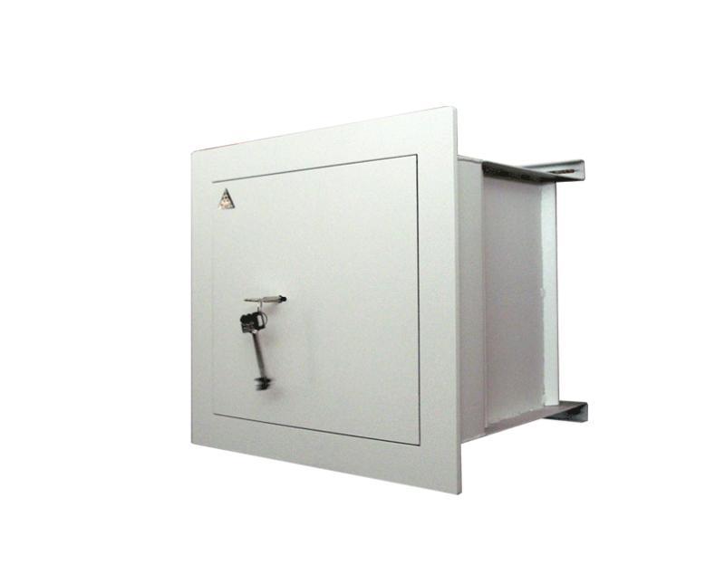 Trezor do zdi ST 131, třída I